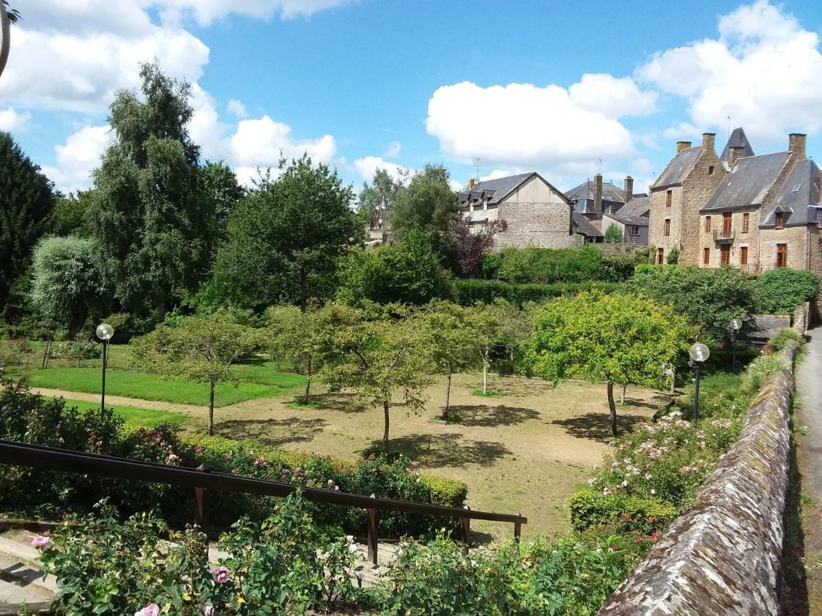 L'Orchidee Villa Lassay-les-Chateaux Exterior photo